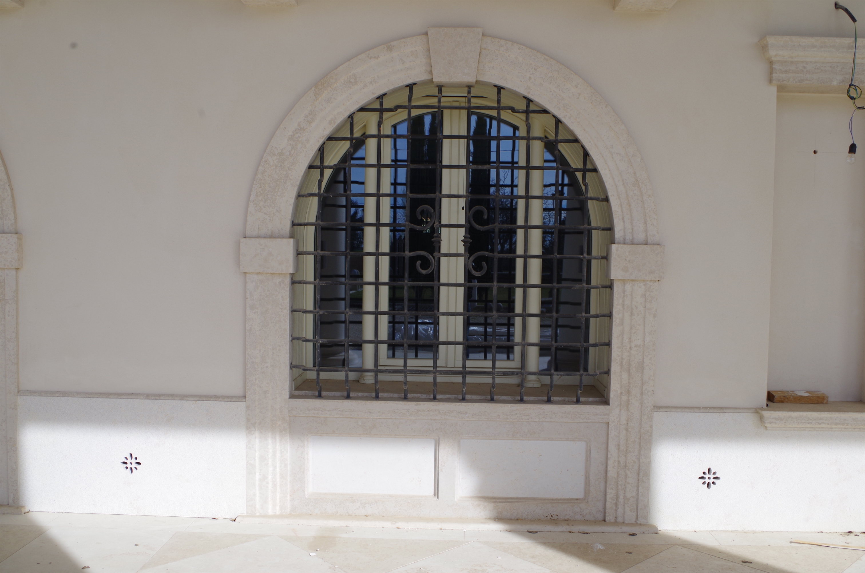 Exterior cladding in marble, granite and natural stone
