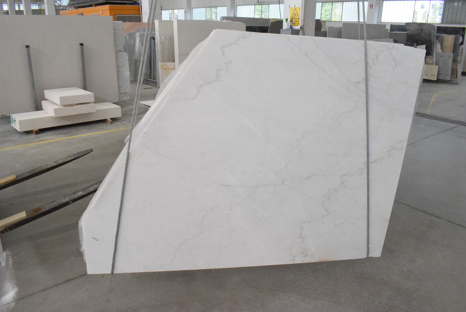 Bianco Carrara