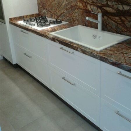 Piano cucina in marmo forest brown