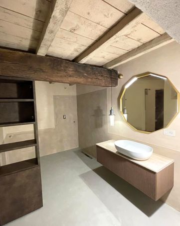 Bagni in marmo granito e pietra naturale