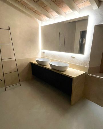 Bagni in marmo granito e pietra naturale
