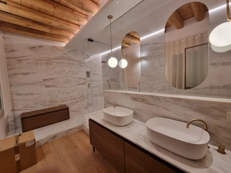 Bagni in marmo granito e pietra naturale