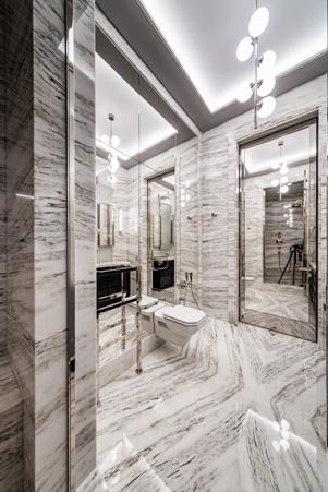 Bathrooms: marble, granite and natural stone coverings