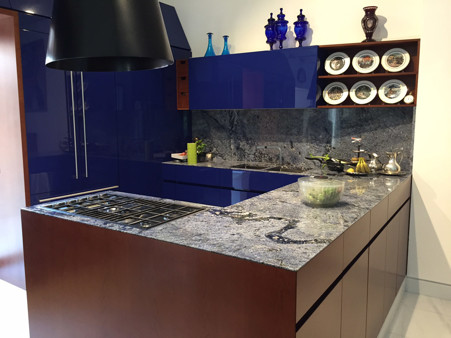 kitchen tops in marble, natural stone and granite