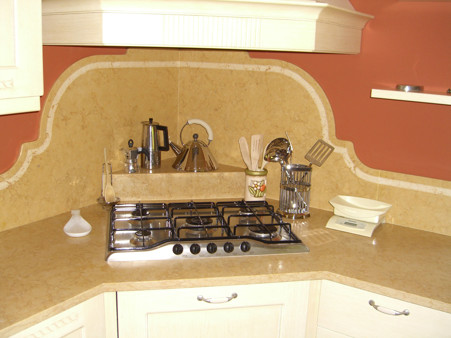 kitchen tops in marble, natural stone and granite