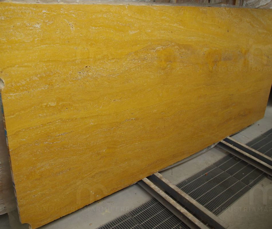 LASTRE IN TRAVERTINO GIALLO