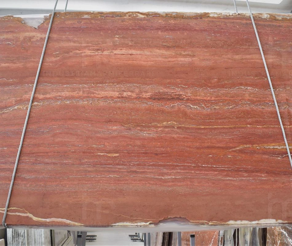 LASTRE IN TRAVERTINO ROSSO