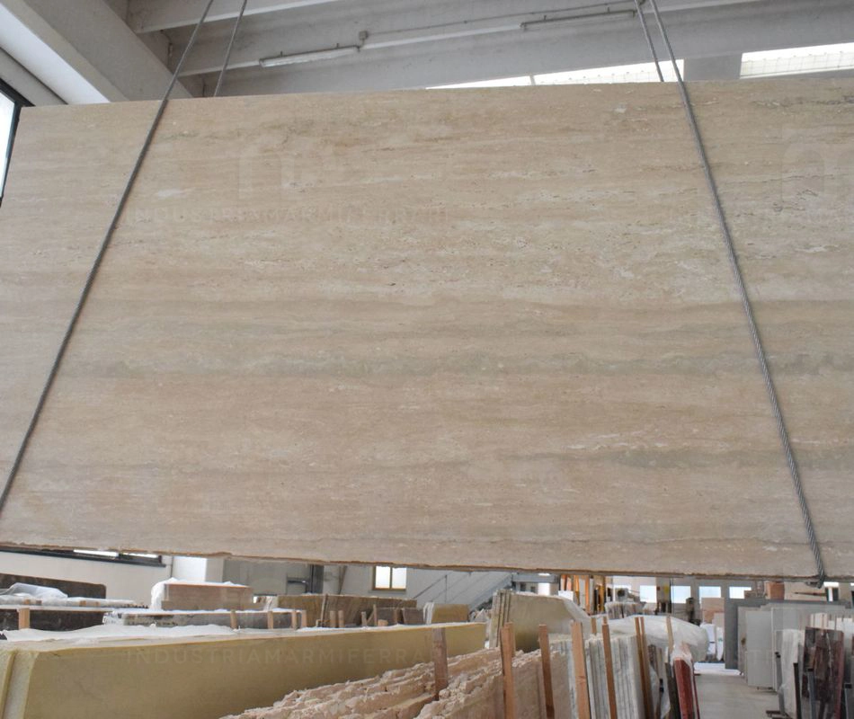 LASTRE IN TRAVERTINO CLASSICO
