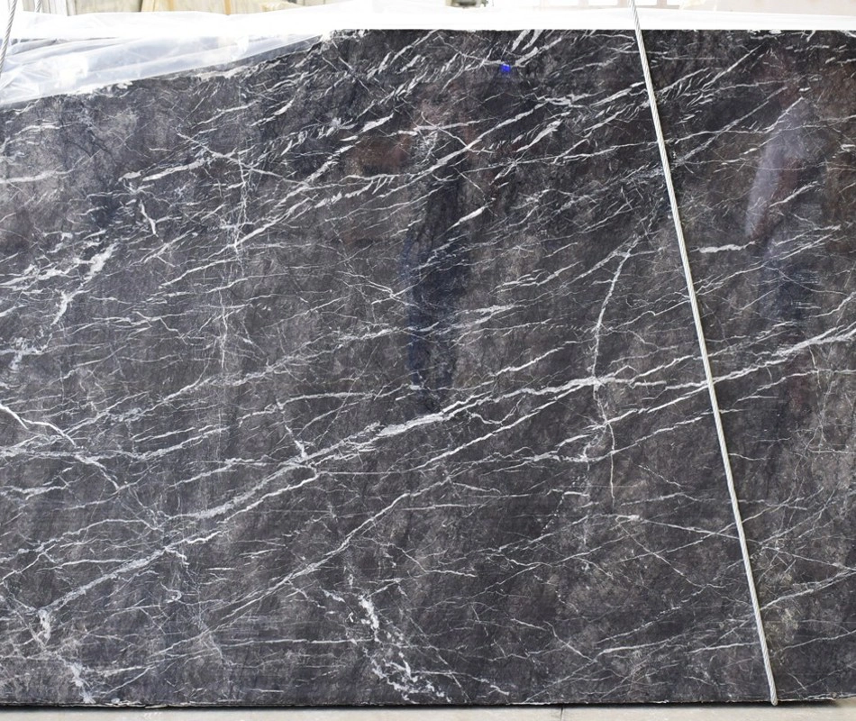 LASTRE IN GRIGIO CARNICO