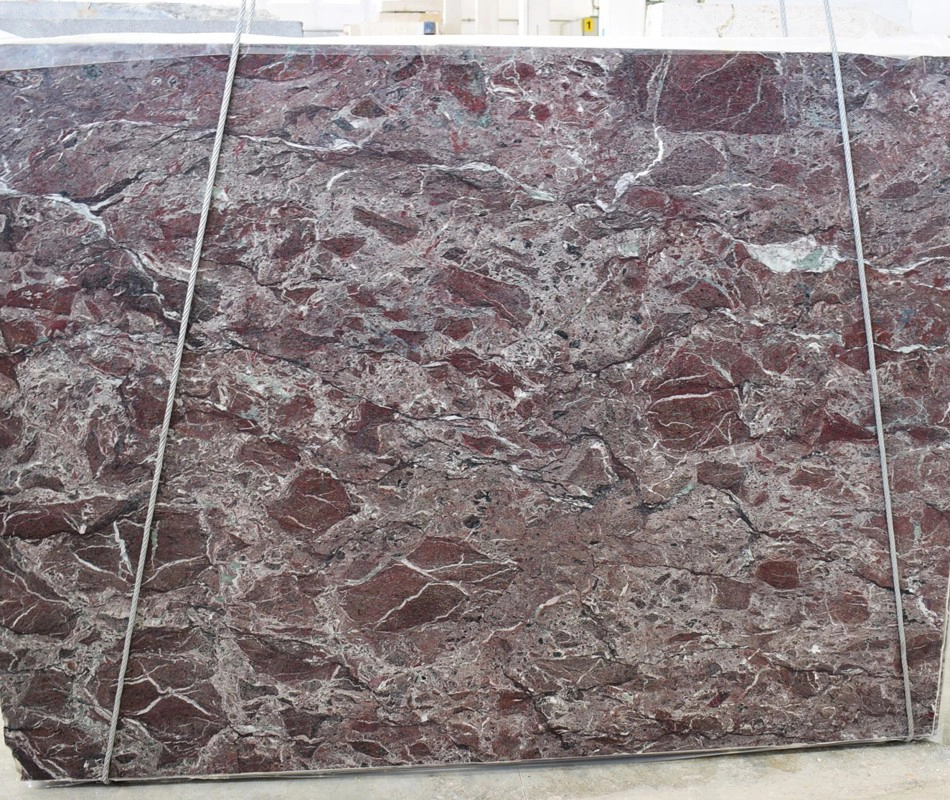 LASTRE IN ROSSO LEVANTO