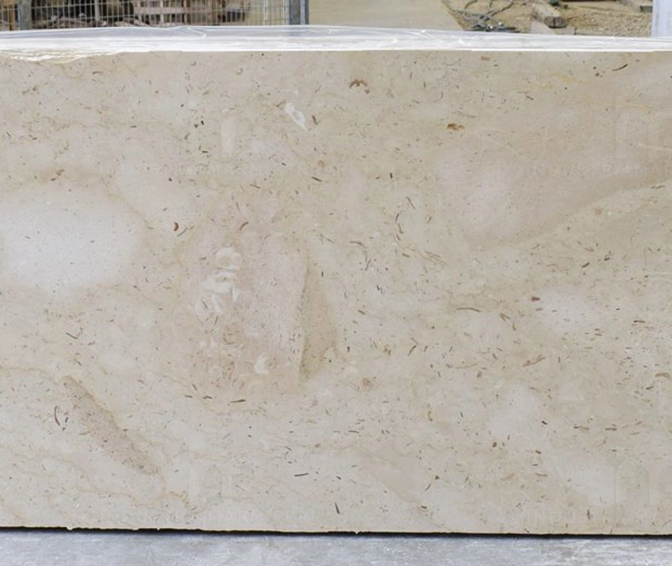 LASTRE IN PERLATO SICILIA