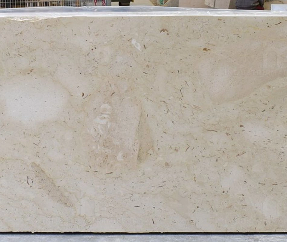 LASTRE IN PERLATO SICILIA